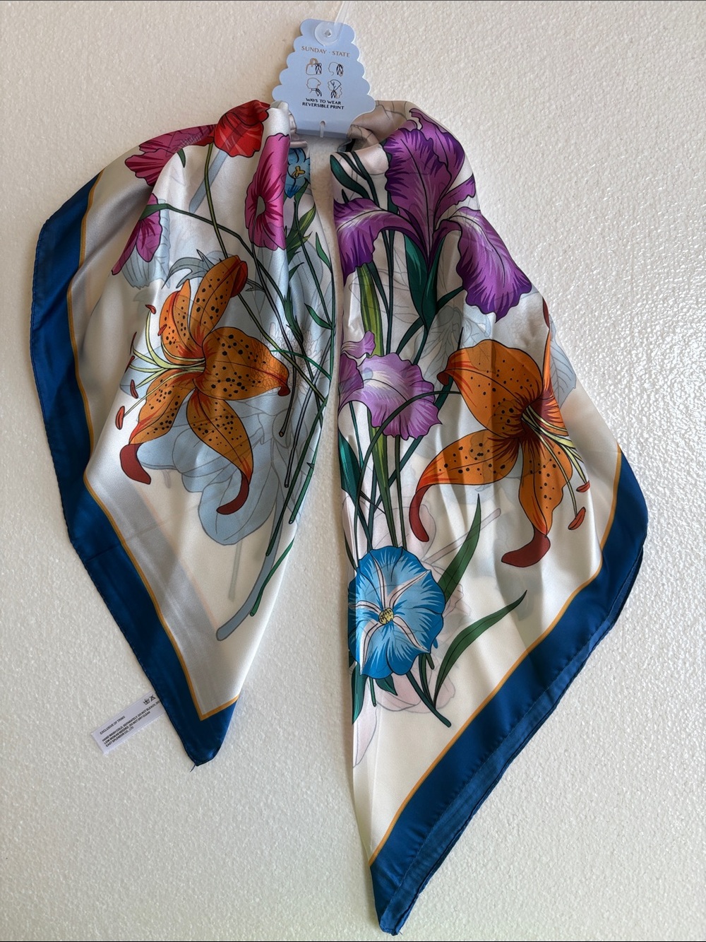 NWT Sunday State Colorful Floral Satin Reversible Print Scarf 26.8” Square